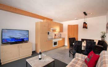 Gurglhof Apartmenthaus 4*