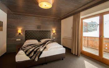 Gurglhof Apartmenthaus Apartahotel 4*