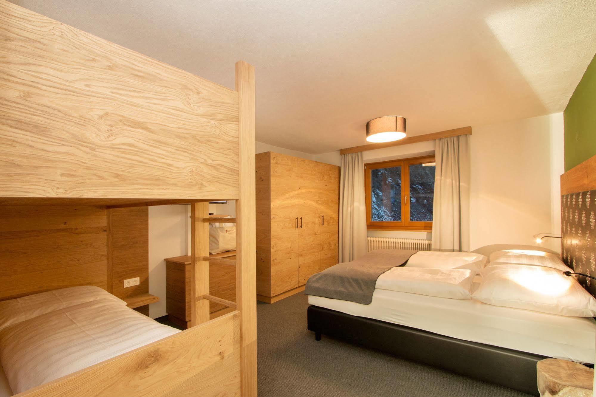 Gurglhof Apartmenthaus Apartahotel