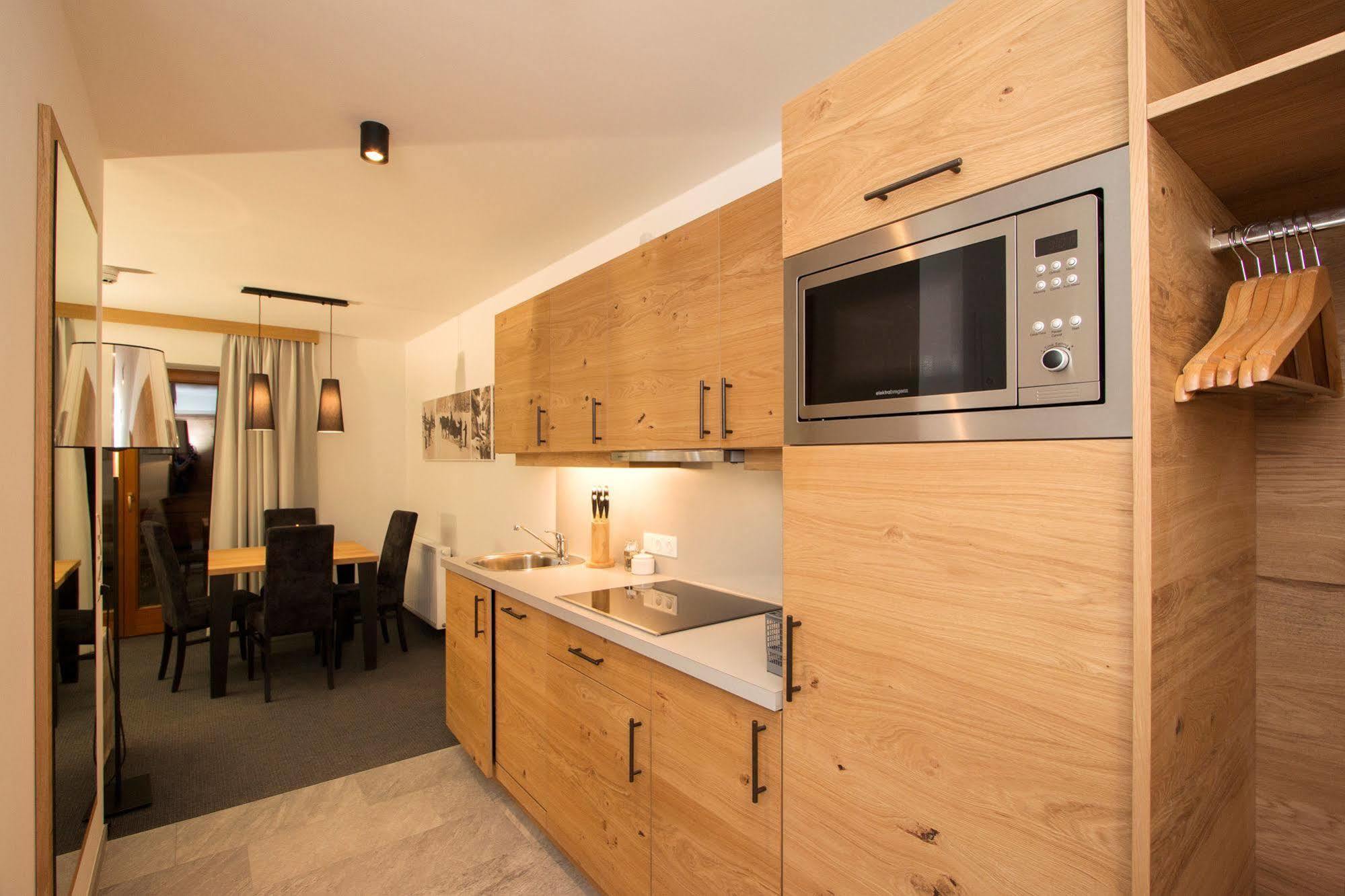 Gurglhof Apartmenthaus Apartahotel 4*